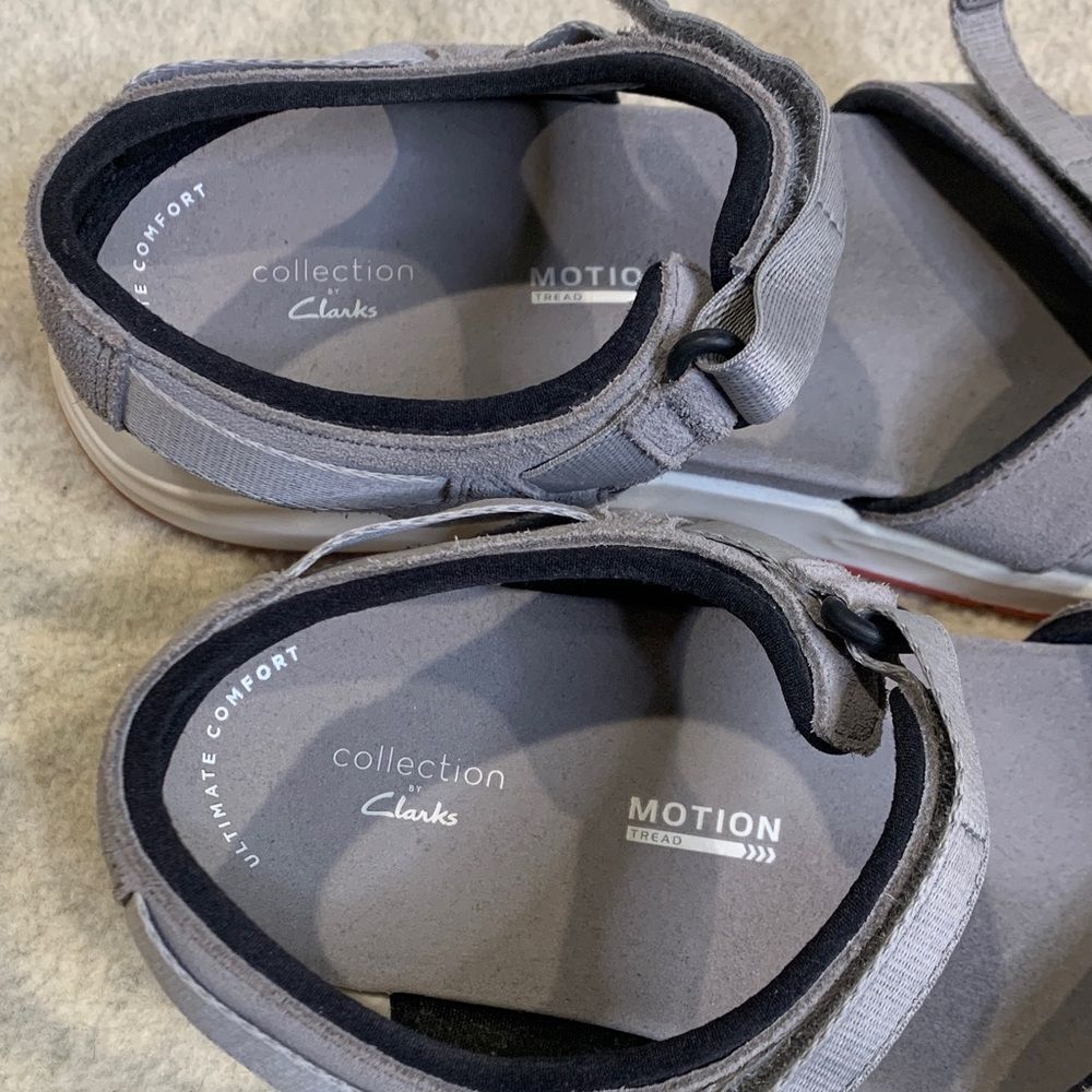 Clarks Gray Motion Sandals - Picture 2 of 7